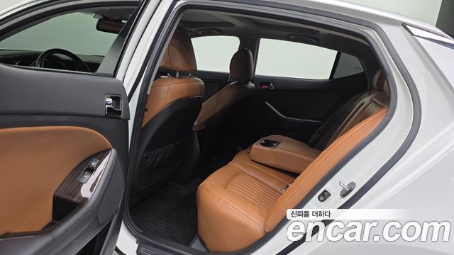 Kia K5 2013 — photo 22