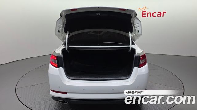 Kia K5 2013 — photo 25