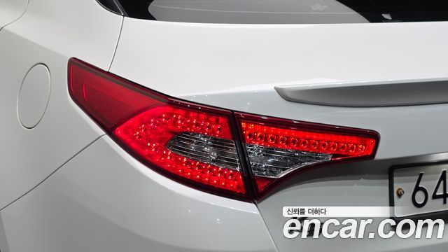 Kia K5 2013 — photo 9