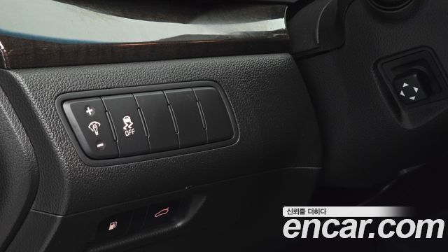 Kia K7 2013 — photo 17