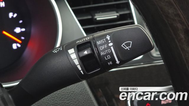 Kia K7 2013 — photo 18