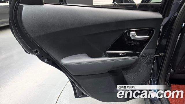 Kia Niro 2020 — photo 15
