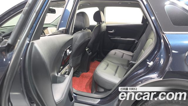 Kia Niro 2020 — photo 16