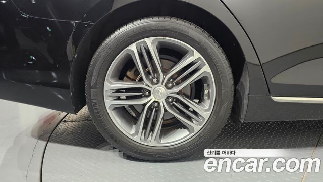 Hyundai Grandeur 2017 — photo 5