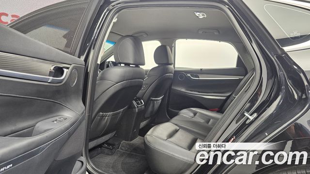 Hyundai Grandeur 2017 — photo 18