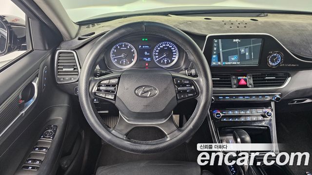 Hyundai Grandeur 2017 — photo 19