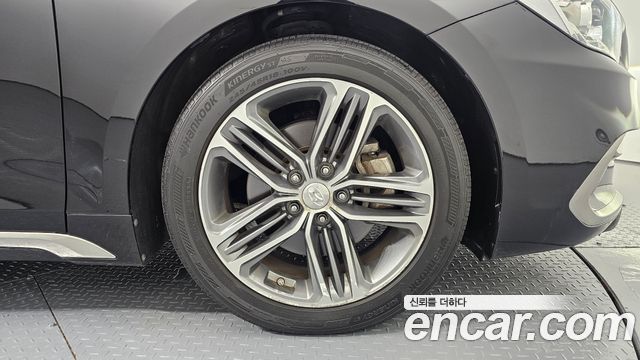 Hyundai Grandeur 2017 — photo 7