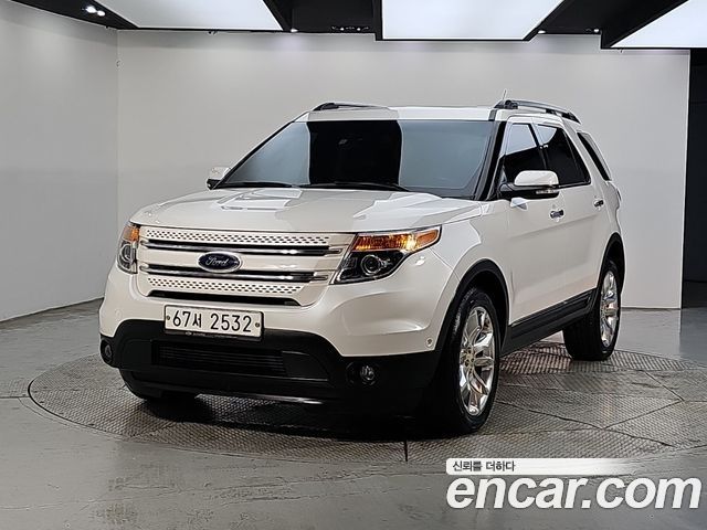 Ford Explorer 2014 — photo 1