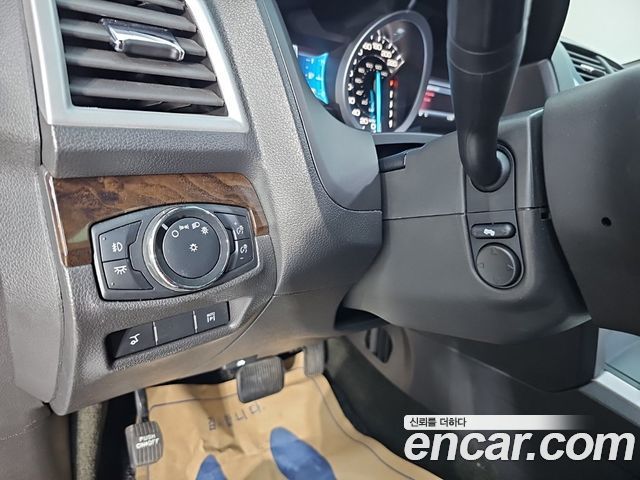 Ford Explorer 2014 — photo 16