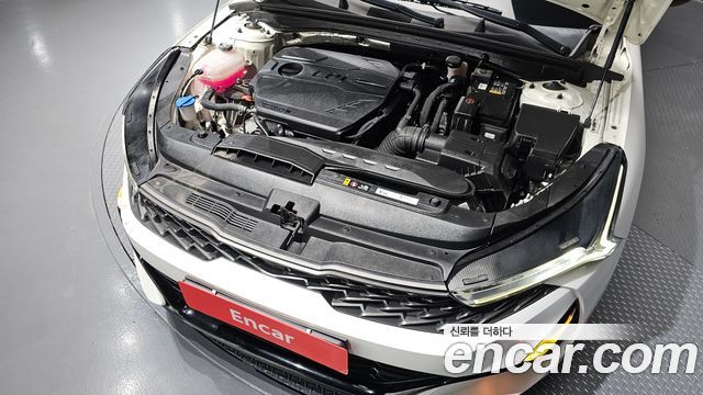 Kia K5 2022 — photo 6