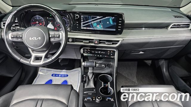 Kia K5 2022 — photo 10
