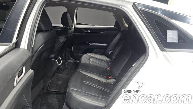 Kia K5 2022 — photo 18