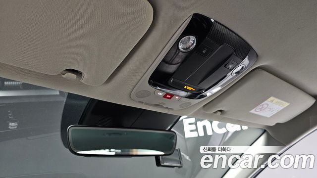 Kia K5 2022 — photo 23