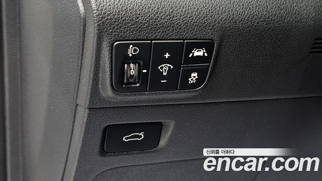 Kia K5 2022 — photo 24