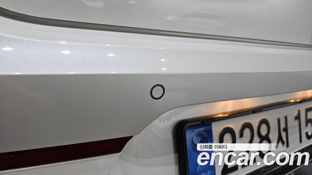 Kia K5 2022 — photo 29