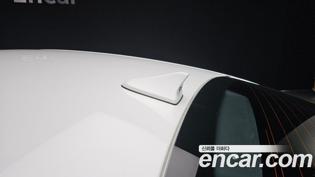 Kia K5 2022 — photo 30