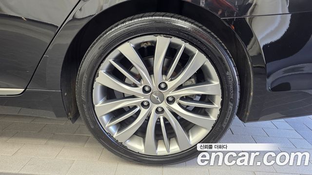 Genesis G80 2018 — photo 7
