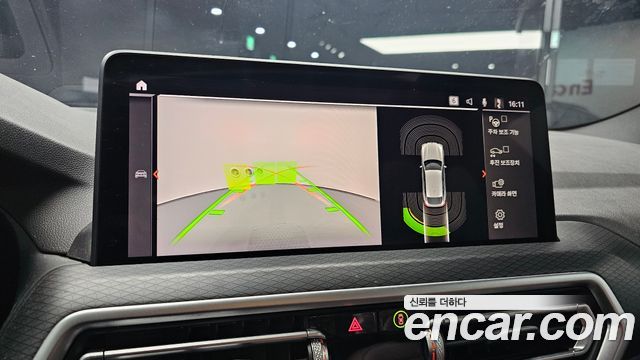 BMW X4 2022 — photo 23