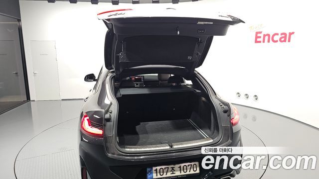 BMW X4 2022 — photo 33