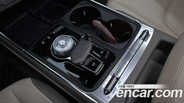 Kia Canival 2025 — photo 9