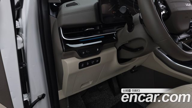 Kia Canival 2025 — photo 13