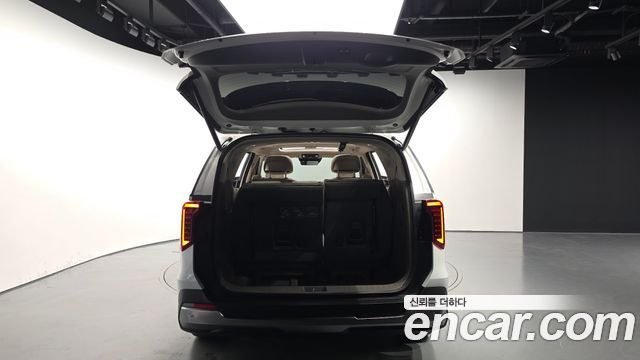 Kia Canival 2025 — photo 20