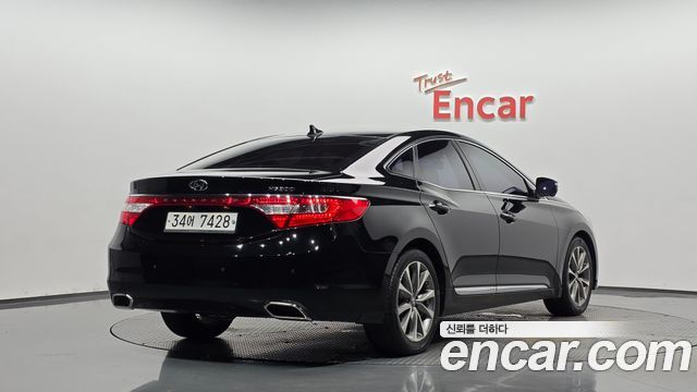 Hyundai Grandeur 2015 — photo 2