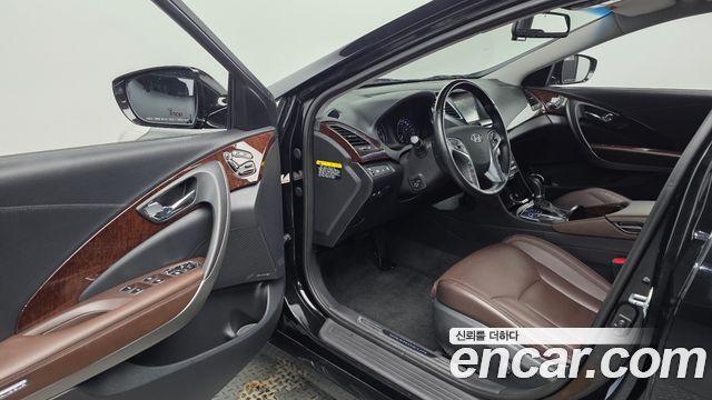 Hyundai Grandeur 2015 — photo 13