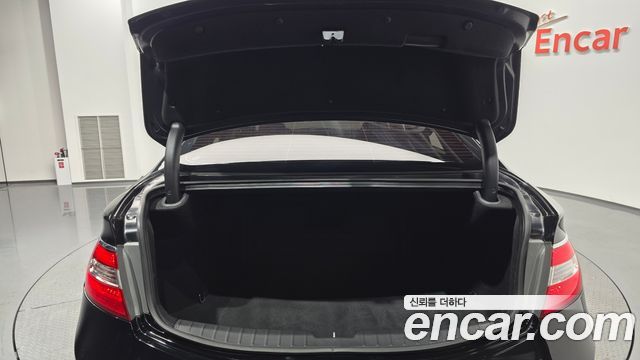 Hyundai Grandeur 2015 — photo 26
