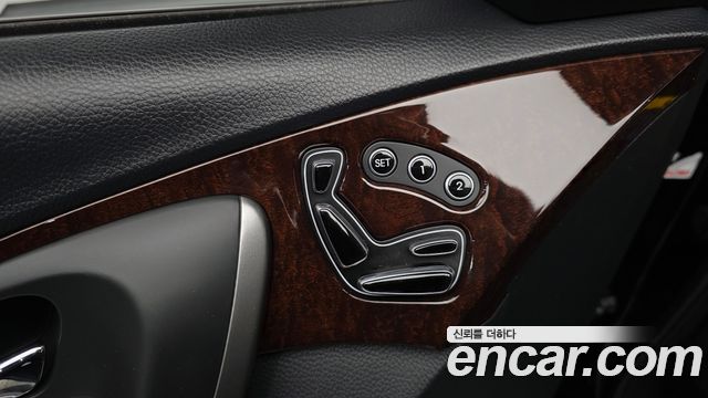 Hyundai Grandeur 2015 — photo 28