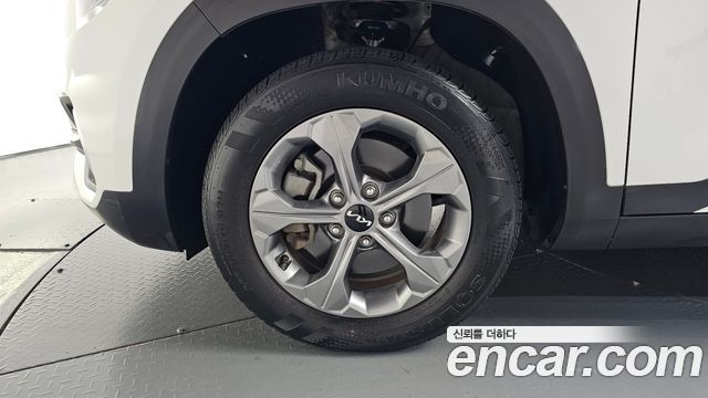 Kia Seltos 2023 — photo 5