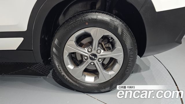 Kia Seltos 2023 — photo 7