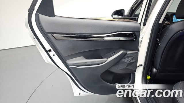 Kia Seltos 2023 — photo 15