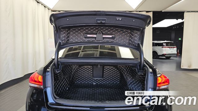 Genesis G80 2019 — photo 26