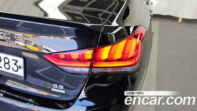Genesis G80 2019 — photo 9