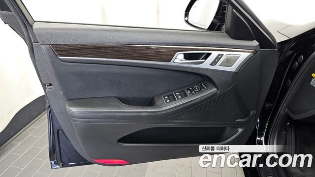 Genesis G80 2019 — photo 14