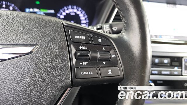 Genesis G80 2019 — photo 27