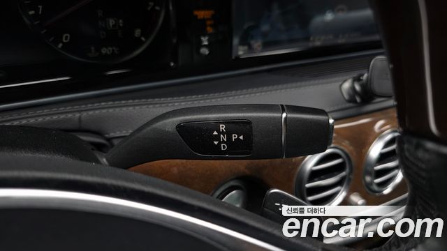 Mercedes-Benz S-Class 2016 — photo 9