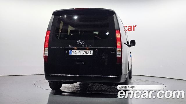 Hyundai Staria 2022 — photo 4
