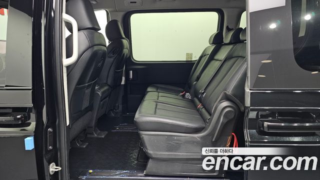Hyundai Staria 2022 — photo 18