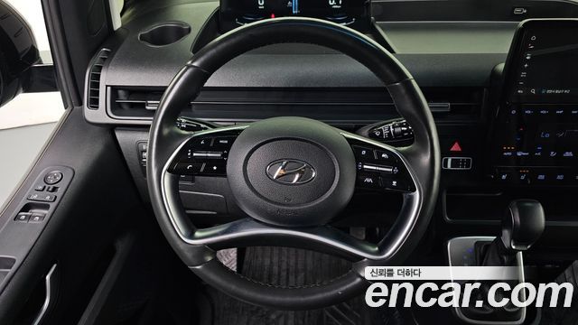 Hyundai Staria 2022 — photo 20