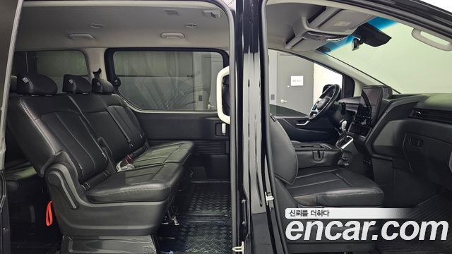 Hyundai Staria 2022 — photo 16