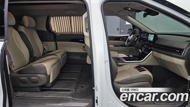 Kia Canival 2022 — photo 11