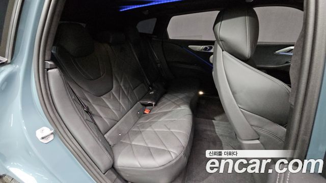 BMW XM 2024 — photo 17