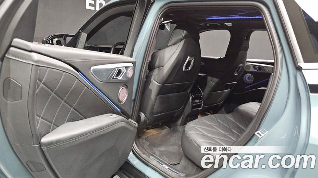BMW XM 2024 — photo 16