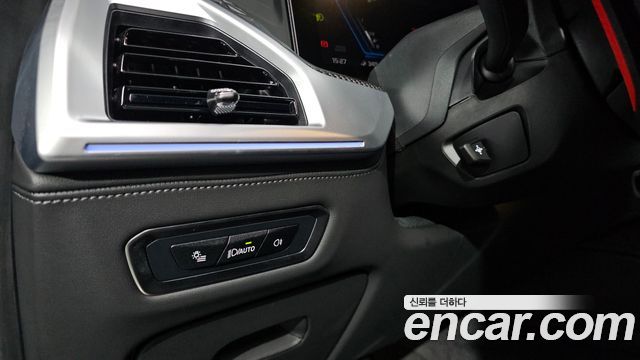 BMW XM 2024 — photo 29