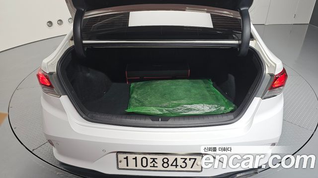Hyundai Sonata 2019 — photo 28