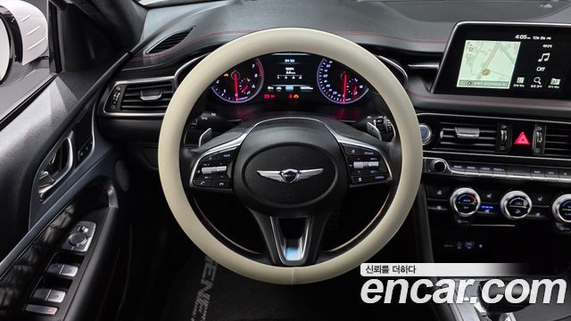 Genesis G70 2020 — photo 19