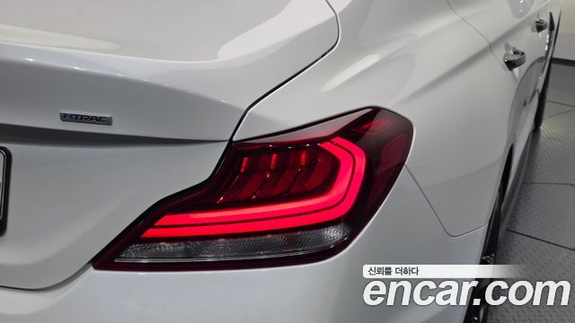 Genesis G70 2020 — photo 9