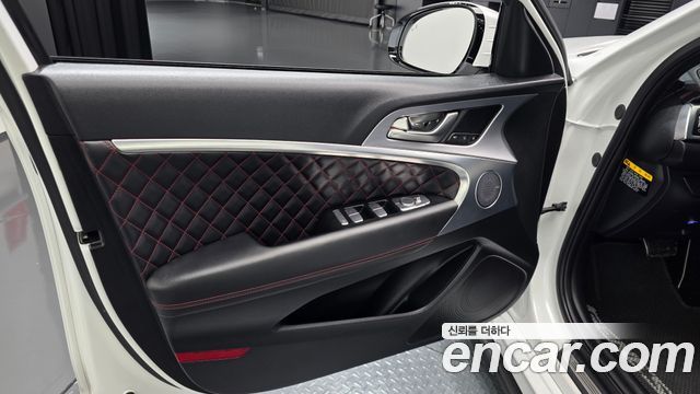 Genesis G70 2020 — photo 14